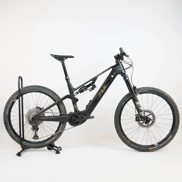 Rotwild R.E735 FS Core black metallic 2023 - Shimano XT 8100 12-Speed - Crankbrothers Synthesis Enduro