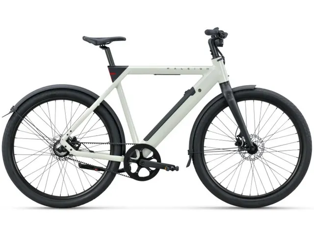 Smart City Bike Raleigh One white 360Wh 27.5" 1-speed belt drive 2026