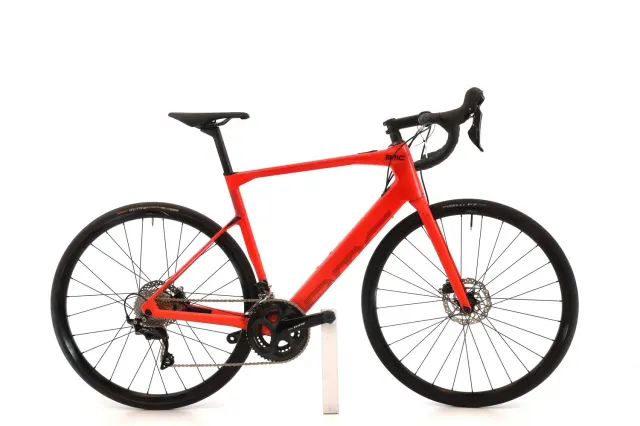 BMC Roadmachine AMP THREE 2024 - Shimano 105 - BMC XRD522