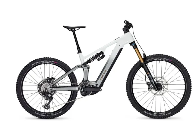 Focus SAM² 6.9 800 White / Steelgrey 2026