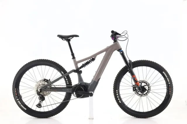 Focus Sam 2 6.8 2024 - Shimano XT - RaceFace AR30